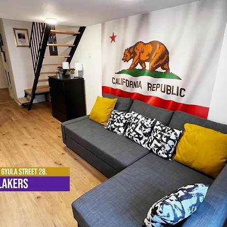 Little Americas Westend Mall Apartment