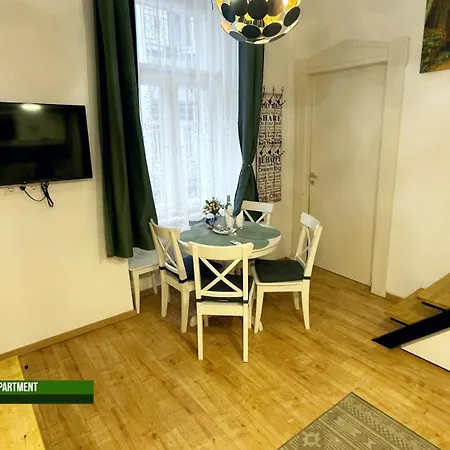 Little Americas Westend Mall Apartment