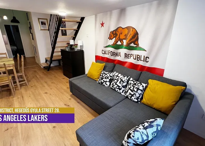 Little Americas Westend Mall Apartman