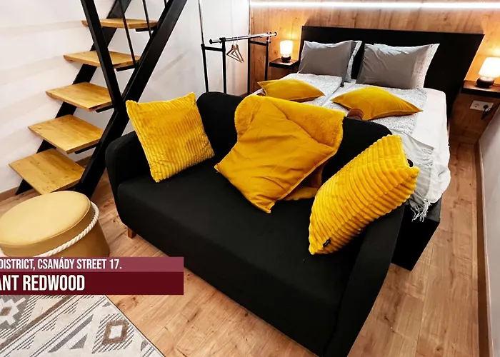 Little Americas Westend Mall Apartman *